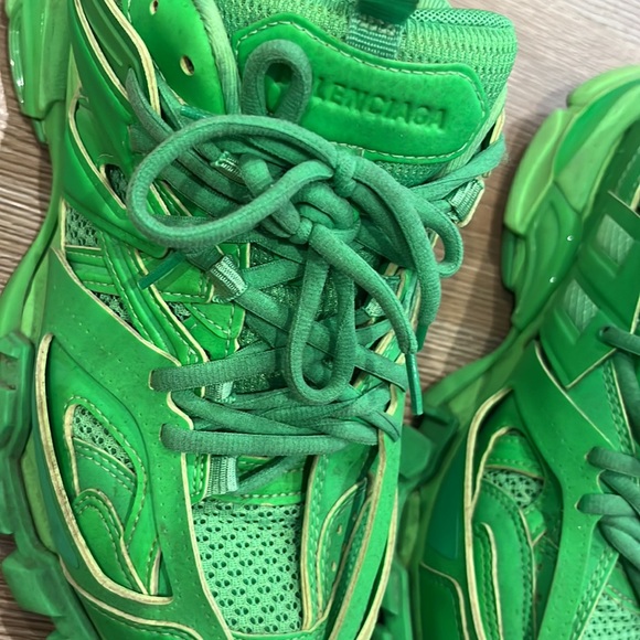 Slightly Used Balenciaga Track 2 - Picture 3 of 5